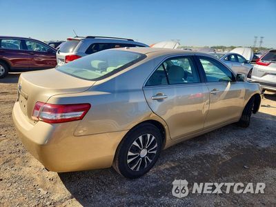 Trzecie zdjęcie samochodu z tyłu: 2011 TOYOTA CAMRY LE VIN:4T1BF3EKXBU693993 - miniatura