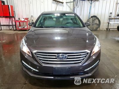 Piąte zdjęcie samochodu w środku: 2015 HYUNDAI SONATA SE VIN:5NPE24AF2FH207480 - miniatura