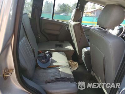 Zdjęcie 10 z 12 samochodu: 2006 JEEP LIBERTY LIMITED VIN:1J4GL58K26W180560 - miniatura