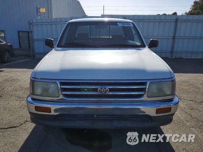 Piąte zdjęcie samochodu w środku: 1996 TOYOTA T100 DX VIN:JT4TN12D5T0027199 - miniatura