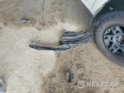 Zdjęcie 13 z 14 samochodu: 2022 TOYOTA 4RUNNER SR5 VIN:JTEEU5JR7N5276380 - miniatura