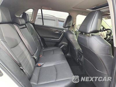 Zdjęcie 11 z 13 samochodu: 2023 TOYOTA RAV4 LIMITED VIN:JTMN1RFV2PD101568 - miniatura