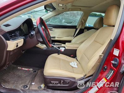 Zdjęcie 7 z 12 samochodu: 2016 LEXUS ES 350 VIN:58ABK1GG3GU010119 - miniatura
