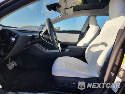 Zdjęcie 7 z 13 samochodu: 2026 TESLA MODEL 3 VIN:5YJ3E1EAXTF121744 - miniatura