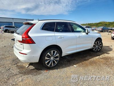 Trzecie zdjęcie samochodu z tyłu: 2022 VOLVO XC60 B5 MOMENTUM VIN:YV4L12RK7N1972736 - miniatura