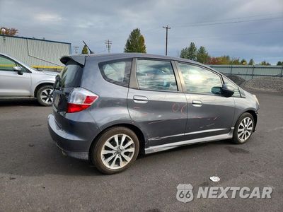 Trzecie zdjęcie samochodu z tyłu: 2012 HONDA FIT SPORT VIN:JHMGE8H52CC002414 - miniatura