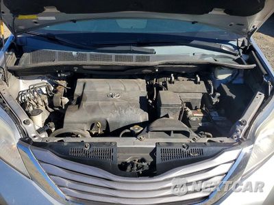 Zdjęcie 12 z 14 samochodu: 2015 TOYOTA SIENNA XLE 7-PASSENGER VIN:5TDDK3DC4FS095315 - miniatura
