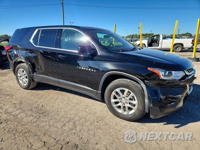 Czwarte zdjęcie samochodu z boku: 2020 CHEVROLET TRAVERSE LS VIN:1GNEVLKW3LJ209801 - miniatura