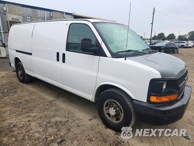 Czwarte zdjęcie samochodu z boku: 2008 CHEVROLET EXPRESS 2500 CARGO DELIVERY VAN VIN:1GCGG29C081120308 - miniatura