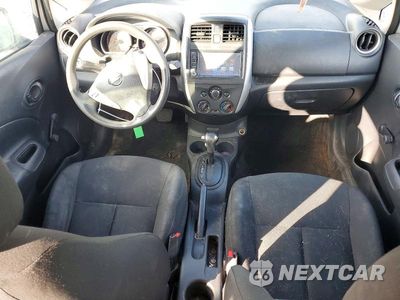 Zdjęcie 8 z 12 samochodu: 2018 NISSAN VERSA NOTE S VIN:3N1CE2CP7JL370503 - miniatura