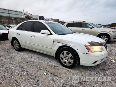 Czwarte zdjęcie samochodu z boku: 2010 HYUNDAI SONATA GLS VIN:5NPET4ACXAH625698 - miniatura