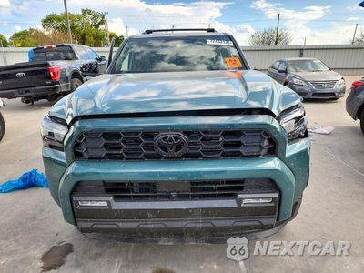 Piąte zdjęcie samochodu w środku: 2026 TOYOTA 4RUNNER TRD OFF-ROAD PREMIUM HV VIN:JTEVB5BRXT5049377 - miniatura