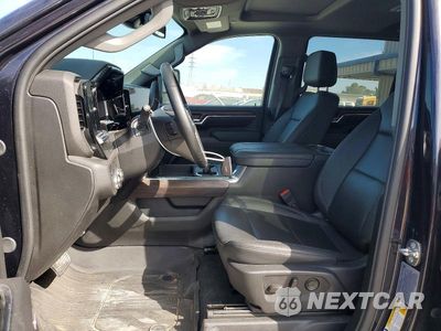 Zdjęcie 7 z 12 samochodu: 2025 GMC SIERRA K2500 SLT VIN:1GT4UNEY0SF255006 - miniatura