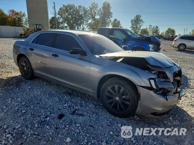Czwarte zdjęcie samochodu z boku: 2016 CHRYSLER 300 LIMITED VIN:2C3CCARG8GH278407 - miniatura