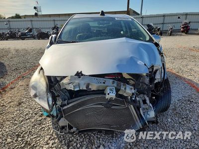 Piąte zdjęcie samochodu w środku: 2013 TOYOTA PRIUS TWO VIN:JTDKN3DU2D0348039 - miniatura