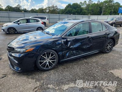2022 TOYOTA CAMRY SE 4T1G11AKXNU661600 - główne zdjęcie licytacji z USA - miniatura