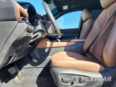 Zdjęcie 7 z 14 samochodu: 2026 TOYOTA GRAND HIGHLANDER HYBRID MAX PLATINUM VIN:5TDADAB57TS035756 - miniatura