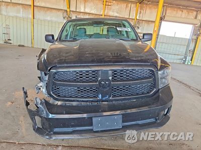 Piąte zdjęcie samochodu w środku: 2017 RAM 1500 ST VIN:1C6RR7FT0HS796747 - miniatura
