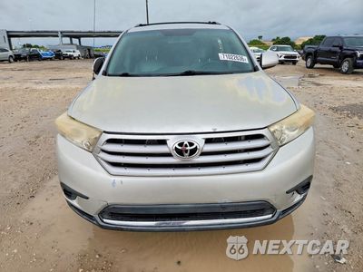 Piąte zdjęcie samochodu w środku: 2012 TOYOTA HIGHLANDER BASE VIN:5TDZK3EHXCS058488 - miniatura