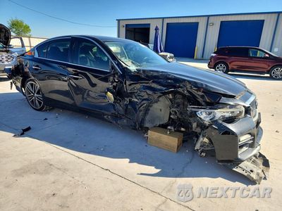 Czwarte zdjęcie samochodu z boku: 2015 INFINITI Q50 HYBRID SPORT VIN:JN1AV7AR6FM850392 - miniatura