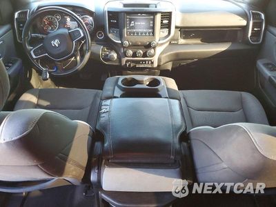 Zdjęcie 8 z 12 samochodu: 2021 RAM 1500 BIG HORN/LONE STAR VIN:1C6SRFBT9MN645836 - miniatura