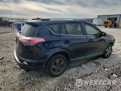 Trzecie zdjęcie samochodu z tyłu: 2018 TOYOTA RAV4 LE VIN:JTMZFREV5JJ750617 - miniatura