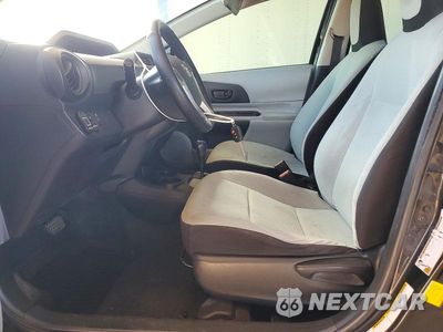 Zdjęcie 7 z 12 samochodu: 2013 TOYOTA PRIUS C ONE VIN:JTDKDTB3XD1043959 - miniatura
