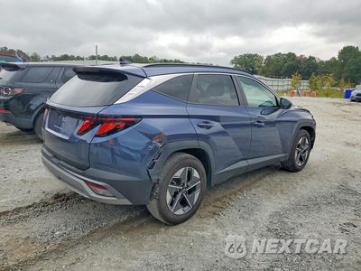 Trzecie zdjęcie samochodu z tyłu: 2025 HYUNDAI TUCSON SEL VIN:5NMJB3DE3SH444451 - miniatura