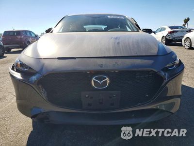 Piąte zdjęcie samochodu w środku: 2026 MAZDA 3 SELECT SPORT VIN:JM1BPAKL4T1897405 - miniatura
