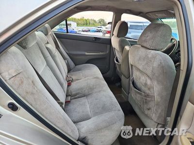 Zdjęcie 10 z 12 samochodu: 2004 TOYOTA CAMRY VIN:4T1BE32KX4U834152 - miniatura