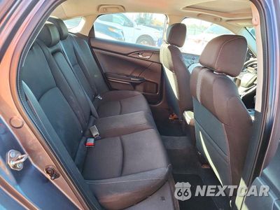 Zdjęcie 10 z 12 samochodu: 2016 HONDA CIVIC EX VIN:2HGFC1F30GH644422 - miniatura