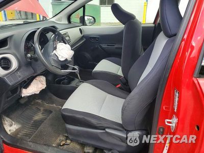 Zdjęcie 7 z 12 samochodu: 2014 TOYOTA YARIS 3-DOOR L VIN:JTDJTUD3XED597116 - miniatura