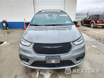 Piąte zdjęcie samochodu w środku: 2025 CHRYSLER PACIFICA LIMITED VIN:2C4RC1GG4SR554982 - miniatura