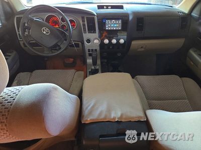 Zdjęcie 8 z 12 samochodu: 2007 TOYOTA TUNDRA SR5 VIN:5TFBV54187X024896 - miniatura