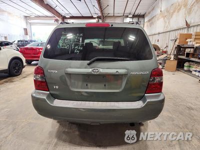 Zdjęcie 6 z 13 samochodu: 2005 TOYOTA HIGHLANDER BASE VIN:JTEGP21AX50067866 - miniatura