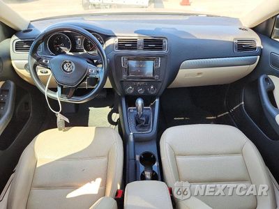 Zdjęcie 8 z 12 samochodu: 2017 VOLKSWAGEN JETTA SE VIN:3VWDB7AJ2HM355916 - miniatura