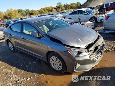 Czwarte zdjęcie samochodu z boku: 2019 HYUNDAI ELANTRA SE VIN:5NPD74LF5KH442718 - miniatura