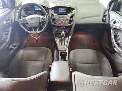 Zdjęcie 8 z 13 samochodu: 2016 FORD FOCUS SE VIN:1FADP3K20GL379903 - miniatura