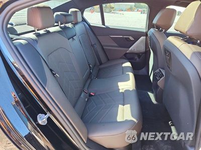 Zdjęcie 10 z 12 samochodu: 2025 BMW 550 XE VIN:WBA13FK09SCU75754 - miniatura