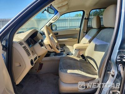 Zdjęcie 7 z 13 samochodu: 2012 FORD ESCAPE XLT VIN:1FMCU0DG0CKC43109 - miniatura