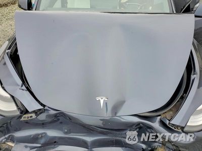 Zdjęcie 12 z 13 samochodu: 2020 TESLA MODEL Y VIN:5YJYGDEF2LF023840 - miniatura