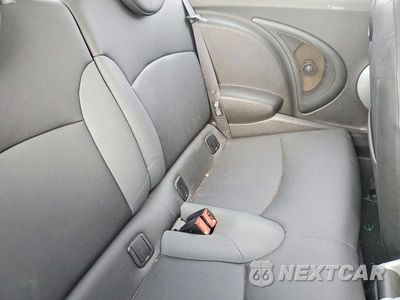 Zdjęcie 10 z 12 samochodu: 2010 MINI COOPER S VIN:WMWMF7C56ATX44358 - miniatura