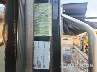 Zdjęcie 11 z 13 samochodu: 2014 MACK GU800 TRUCK CAB AND CHASSIS VIN:1M2AX16CXEM025796 - miniatura
