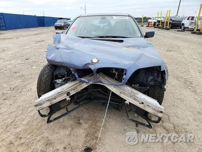 Piąte zdjęcie samochodu w środku: 2004 BMW 325 I VIN:WBAEV33464KR34775 - miniatura