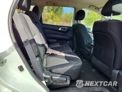 Zdjęcie 10 z 12 samochodu: 2018 NISSAN PATHFINDER SV VIN:5N1DR2MM2JC635216 - miniatura