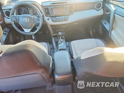 Zdjęcie 8 z 13 samochodu: 2018 TOYOTA RAV4 XLE VIN:2T3WFREVXJW457364 - miniatura