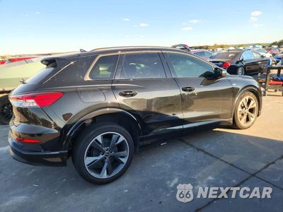 Trzecie zdjęcie samochodu z tyłu: 2025 AUDI Q4 E-TRON PREMIUM VIN:WA1KUBFZ9SP062323 - miniatura