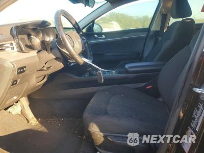 Zdjęcie 7 z 12 samochodu: 2022 KIA K5 LXS VIN:5XXG14J26NG137288 - miniatura