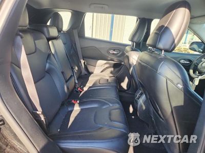 Zdjęcie 11 z 13 samochodu: 2023 JEEP CHEROKEE ALTITUDE LUX VIN:1C4PJMMB1PD102229 - miniatura