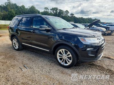 Czwarte zdjęcie samochodu z boku: 2019 FORD EXPLORER XLT VIN:1FM5K8D86KGA27224 - miniatura